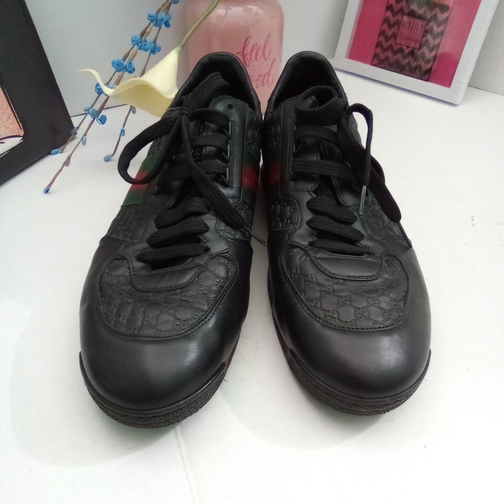 Gucci Black Sneakers with Red and Green Stripes - Picture 9 of 16